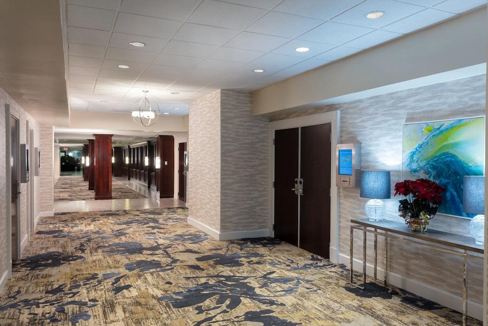 Doubletree By Hilton Hotel Columbia Exterior photo